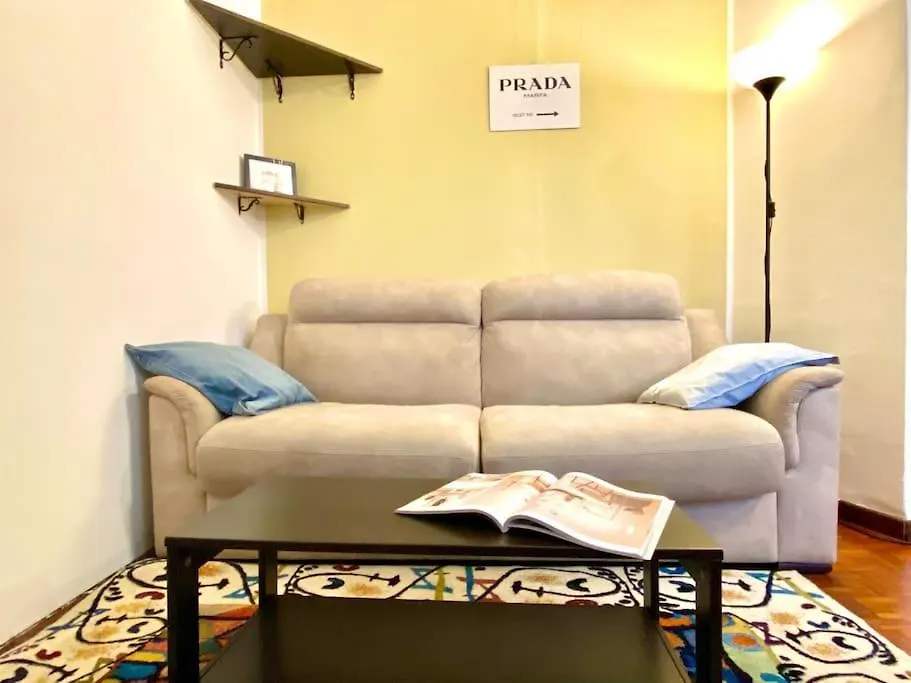 • Cozy House • 10 Min Rho Fiera Daire Milano 0*,  İtalya